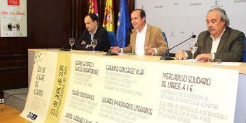 Alberto Rojo invita a la ciudadanía a que visiten bibliotecas y librerías, disfruten con los libros y fomenten la lectura en la infancia