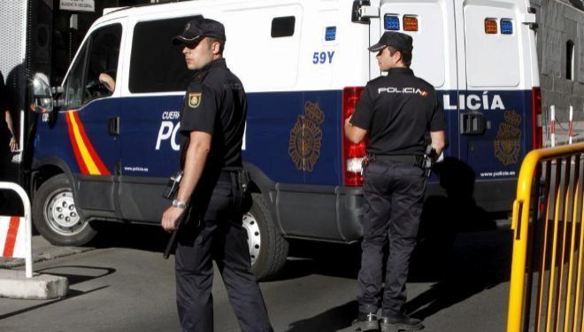 Detenidos en Guadalajara dos individuos por robar a un hombre tras sacar dinero en el cajero…. Y eran conocido suyos