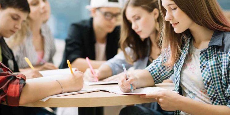 El Ayuntamiento de Cabanillas lanza un programa de refuerzo escolar para el último trimestre del curso
