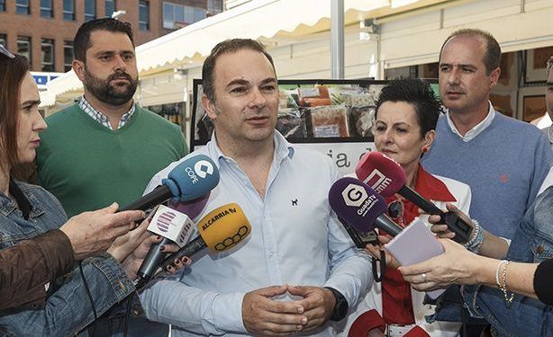 Desde hoy y hasta el domingo, la plaza del Jardinillo de Guadalajara acoge la  nueva edición de la Feria de Artesanía de Primavera