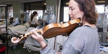 La Fundación Músicos por la Salud inicia su colaboración con el Área Integrada de Guadalajara con conciertos en unidades hospitalarias y en el IEN