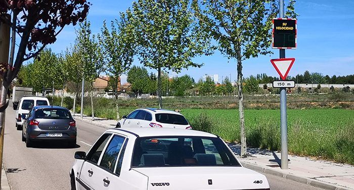 Nuevos controladores informativos de velocidad en los principales accesos de Cabanillas