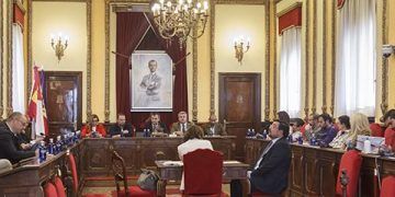 El Pleno del Ayuntamiento de Guadalajara aprueba las modificaciones de crédito que garantizarán las subvenciones de carácter cultural y deportivo y la subida salarial de los funcionarios