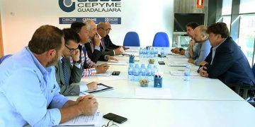 Alejandro Ruiz: “Vamos a trabajar para que el Ayuntamiento, y la Junta de Comunidades no sean un obstáculo para empresarios y autónomos de Guadalajara”