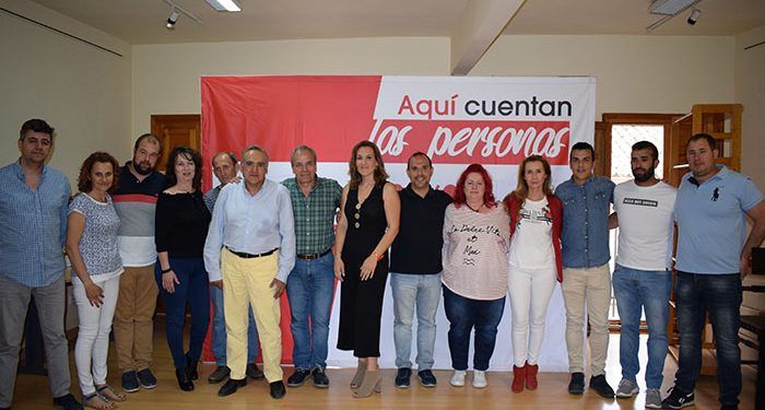 Bellido sigue acordándose de Cospedal: “Su tramposa ley electoral nos obliga a concentrar el voto en el PSOE si no queremos que vuelvan los recortes” Bellido sigue acordándose de Cospedal: “Su tramposa ley electoral nos obliga a concentrar el voto en el PSOE si no queremos que vuelvan los recortes”