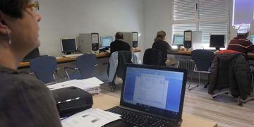 Casi 80 desempleados de Cabanillas se ponen al día en programas informáticos