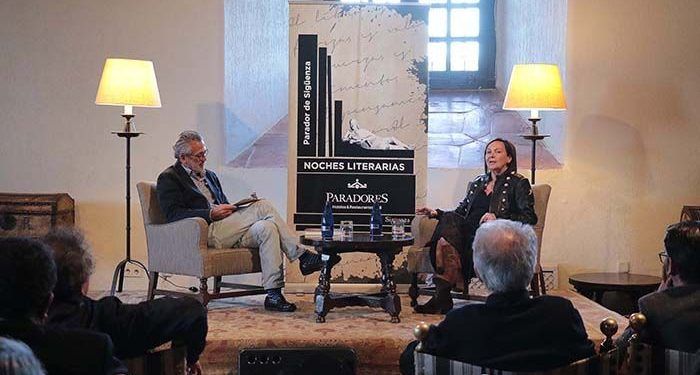 Clara Sánchez: “Sigüenza podría ser el escenario de una próxima novela mía, de misterio”