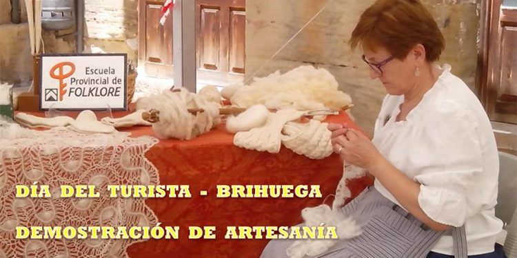 Demostraciones de artesanía de la Escuela de Folklore de la Diputación en Brihuega el próximo sábado 18 Demostraciones de artesanía de la Escuela de Folklore de la Diputación en Brihuega el próximo sábado 18