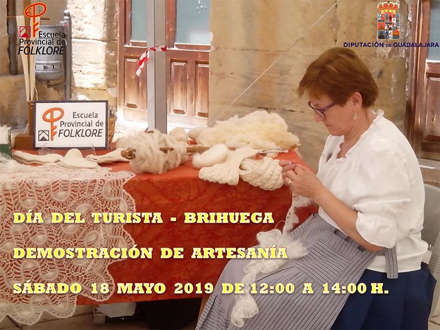 Demostraciones de artesanía de la Escuela de Folklore de la Diputación en Brihuega el próximo sábado 18