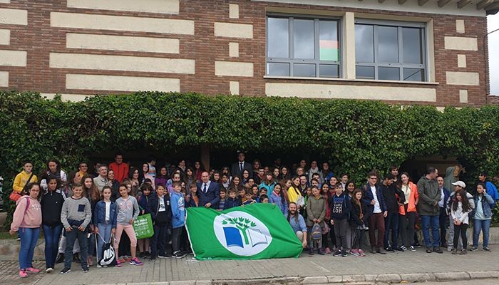 Diez centros escolares reciben la  ‘Bandera Verde’ dentro del proyecto Ecoescuelas que promueve la Diputación de Guadalajara