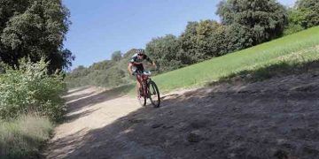 Dos de dos para Fernando Baraza y Eva García, que se imponen en la I Copa MTB Mar de Castilla de Sacedón