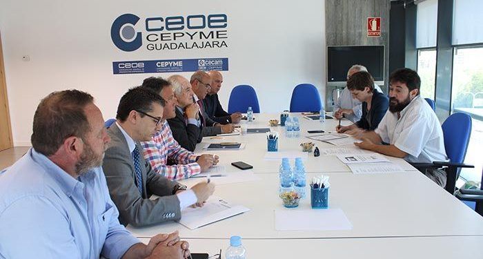 El Comité de Dirección de la patronal alcarreña traslada a los candidatos de AIKE las demandas de los empresarios de Guadalajara
