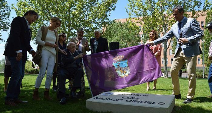 Guadalajara rinde homenaje al periodista y escritor alcarreño Luis Monje Ciruelo Guadalajara rinde homenaje al periodista y escritor alcarreño Luis Monje Ciruelo