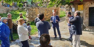 José Manuel Latre visita Corralejo y Bocígano para escuchar a los vecinos y recoger sus preocupaciones