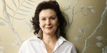Las noches literarias seguntinas regresan este viernes con la escritora alcarreña, Clara Sánchez