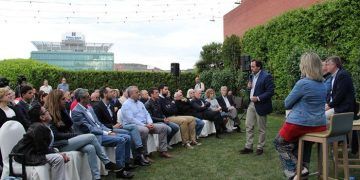 Núñez establecerá una conexión entre Bruselas y los ayuntamientos para que los alcaldes hagan llegar los fondos europeos a nuestro campo, nuestras empresas y nuestros pueblos