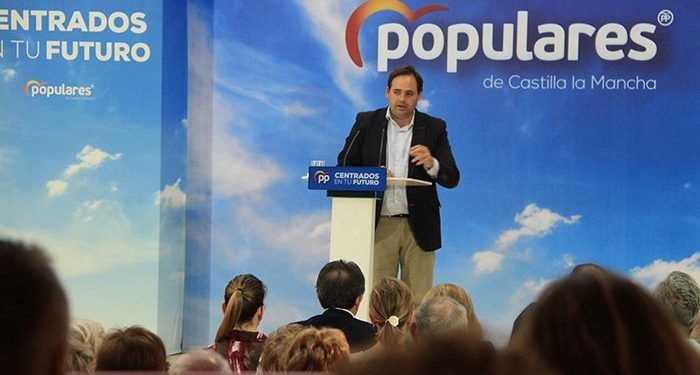 Núñez se compromete a fijar un plan de pagos trimestrales para que ningún ayuntamiento tenga problemas para prestar la política social