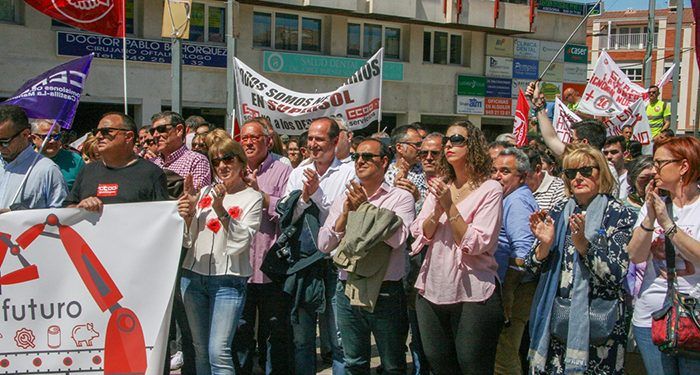 Pablo Bellido destaca el papel de UGT y CCOO en la consecución de derechos para la ciudadanía y pone de manifiesto el apoyo del PSOE a esta labor