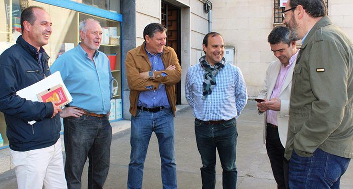 Pablo Bellido y Alberto Rojo escuchan las propuestas de UGT para conseguir empleo de más calidad