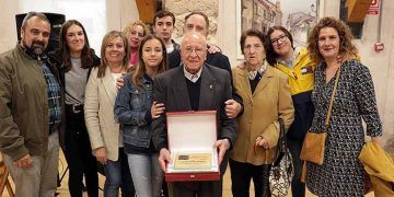 Presentado en Almonacid el libro ‘Universo León Felipe, una mirada poliédrica sobre el poeta’