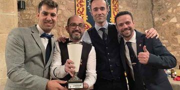 Santy Checa campeón de Castilla-La Mancha en cóctel clásico con ‘Basquiat’