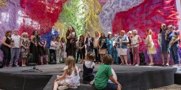 Culmina el Maratón de los Cuentos dedicado a las brujas con más de 1.600 cuentistas en el Palacio del Infantado