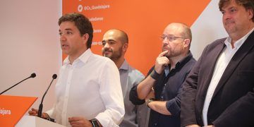 Rafael Pérez Borda: “Hemos logrado un acuerdo de gobierno estable, que pone en el centro de la política a los ciudadanos y que evita la entrada del extremismo y populismo en el gobierno de Guadalajara”