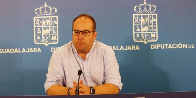 La primera Junta de Gobierno del mandato en Diputación aprueba obras por valor de más de 2 millones de euros