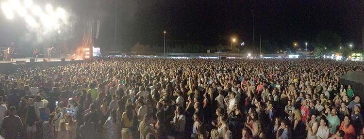 Apoteosis de Camela en las Fiestas de Cabanillas