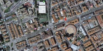 Fernández Iparraguirre cierra al tráfico 48 horas en sus números pares para permitir el arreglo del respiradero del parking de Santo Domingo   