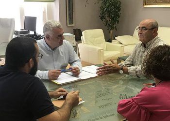José Luis Vega empieza a recibir a los alcaldes de los pequeños municipios de la provincia