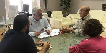 José Luis Vega empieza a recibir a los alcaldes de los pequeños municipios de la provincia