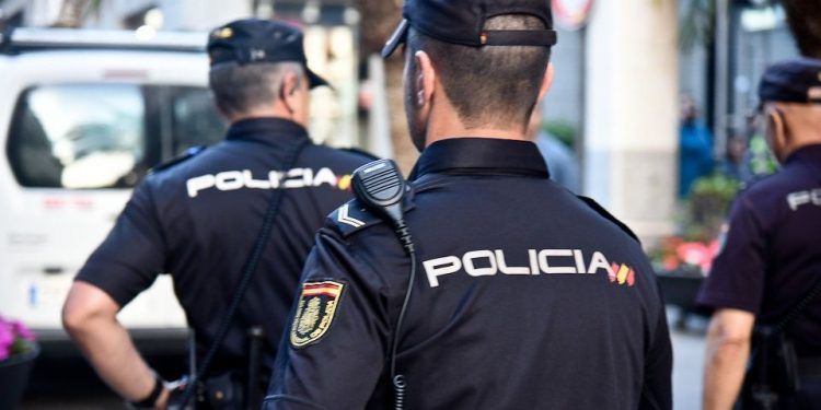 Policía Nacional y Policía Local de Guadalajara colaboran para mejorar la seguridad de los turistas en la ciudad