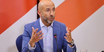 Sobre limitaciones y abstenciones
