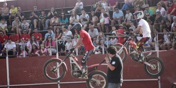 Tarde de Trial, Rock y Cena de Peñas en Cabanillas