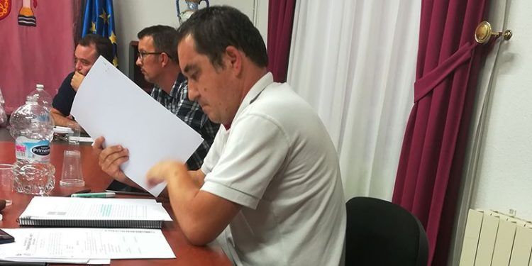 CONTIGO Somos Democracia (C.S.D.) de Torrejón del Rey exige información y soluciones sobre los  problemas de abastecimiento de agua en el barrio de Las Castillas