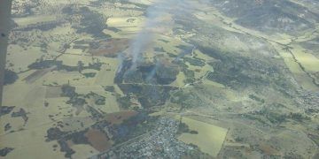 Dos incendios en Guadalajara movilizan a 158 personas y 33 medios, 12 de ellos aéreos