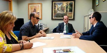 El Ayuntamiento de Guadalajara trabajará para hacer más accesible el Teatro Buero Vallejo a personas con discapacidad visual