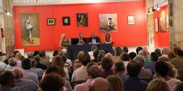 Javier Sanz presenta en la Ermita de San Roque su libro ‘V Siglos de Toros en Sigüenza’