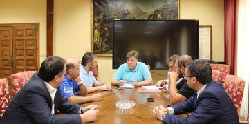 La Federación Provincial de Turismo y Hostelería se reúne con el concejal de Turismo del Ayuntamiento de Guadalajara