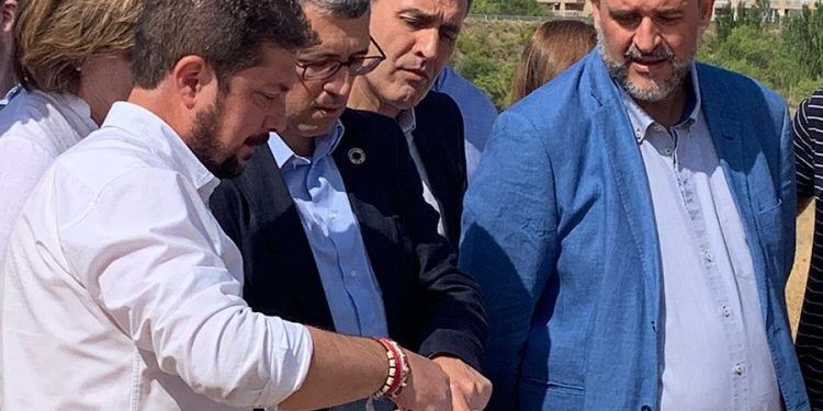 Pérez Torrecilla aclara a Murcia que “vamos a defender nuestros derechos, en este caso el agua, como si nos fuera la vida en ello”