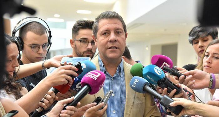 Page anuncia “una catarata” de inversiones y una estrategia sobre empleo público a partir de octubre