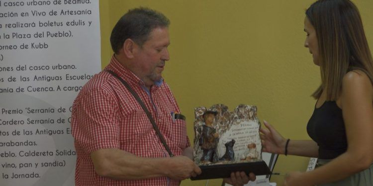 Vicente Caja, productores de Cordero Serranía de Cuenca. Hay que defender la marca de calidad, la extensiva. Diferencia a las demás.