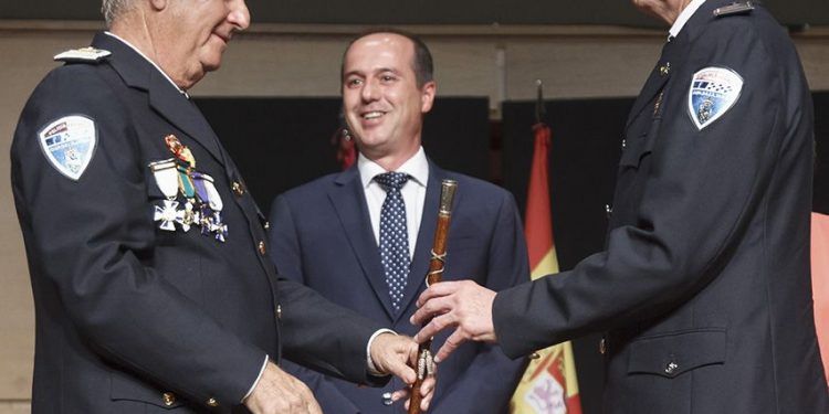 Alberto Rojo agradece su dedicación a los servidores públicos de la Policía Local