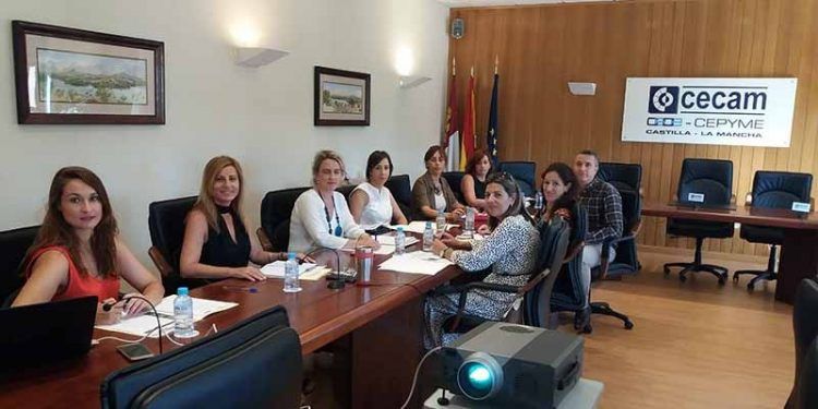 CECAM asesora a las empresas de la región sobre formación profesional para el empleo CECAM asesora a las empresas de la región sobre formación profesional para el empleo