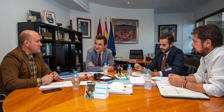 El Gobierno de Castilla-La Mancha sitúa en 2021 el fin de las obras que solucionarán los problemas de abastecimiento de los municipios ribereños El Gobierno de Castilla-La Mancha sitúa en 2021 el fin de las obras que solucionarán los problemas de abastecimiento de los municipios ribereños
