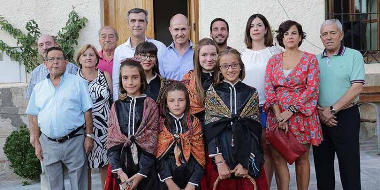 Emilio Mínguez, policía alcarreño campeón del mundo de Kempo, pregona las fiestas de Pareja