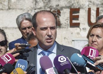 Alberto Rojo creará una mesa técnica de trabajo para coordinar todas las medidas dirigidas al entorno del nuevo campus