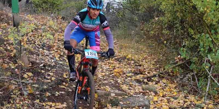 Alejandro Gómez e Isabel Aparicio se alzan con el triunfo en el Escarcha Xtreme de Sigüenza Alejandro Gómez e Isabel Aparicio se alzan con el triunfo en el Escarcha Xtreme de Sigüenza