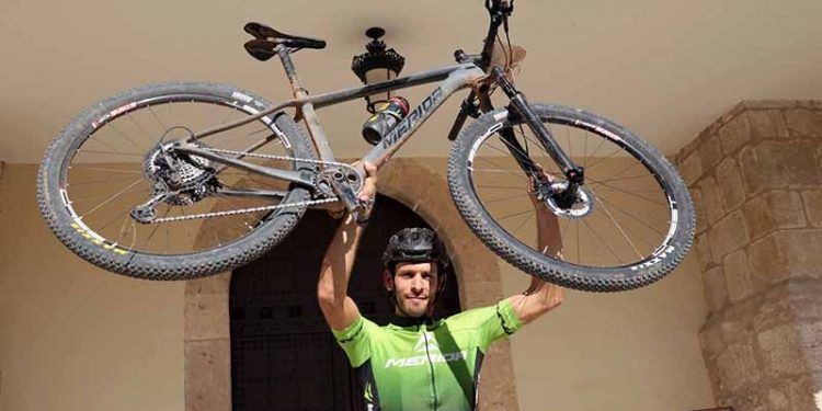 Alejandro Gómez vence en Yebra, y Fernando Baraza, segundo, se proclama campeón del VIII Circuito MTB de la Diputación Alejandro Gómez vence en Yebra, y Fernando Baraza, segundo, se proclama campeón del VIII Circuito MTB de la Diputación